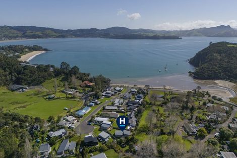 Photo of property in 23 Homestead Lane, Cooks Beach, Whitianga, 3591