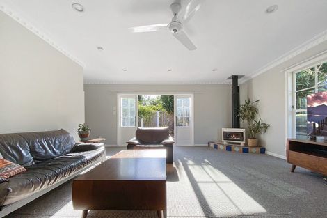 Photo of property in 10b Moana Avenue, Onehunga, Auckland, 1061