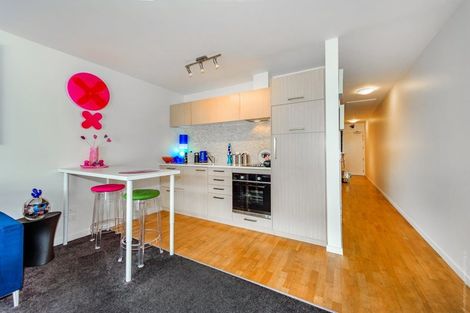 Photo of property in 2/180 Peterborough Street, Christchurch Central, Christchurch, 8013