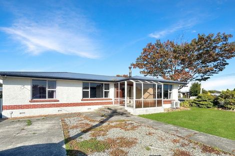Photo of property in 71 Grange Street, Winton, 9720