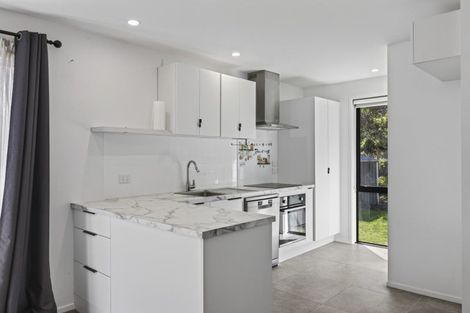 Photo of property in 6b Clerke Place, Marfell, New Plymouth, 4310