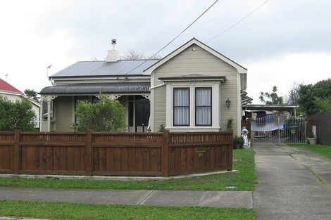 Photo of property in 28 Bailey Street, Feilding, 4702