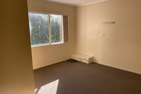 Photo of property in 2/78 Carlisle Road, Browns Bay, Auckland, 0632
