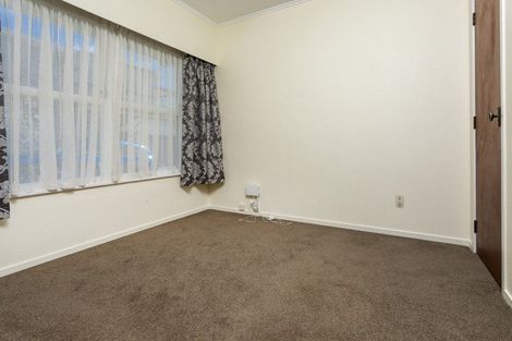 Photo of property in 2/18 Anne Road, Hillcrest, Auckland, 0627