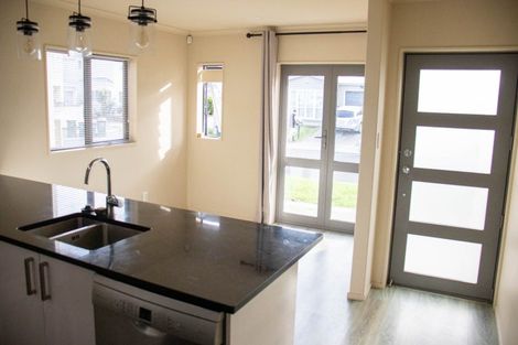 Photo of property in 10 Tribute Loop, Takanini, 2112