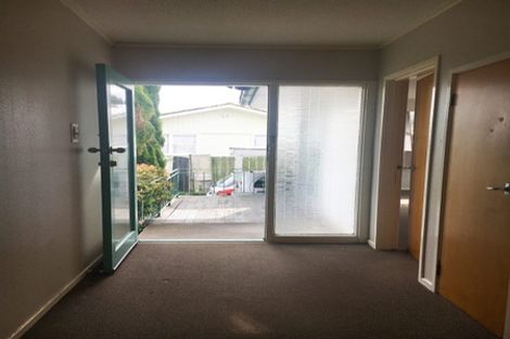 Photo of property in 13 Mayville Avenue, New Lynn, Auckland, 0600