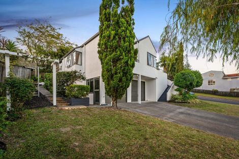 Photo of property in 56 Garton Drive, Massey, Auckland, 0614
