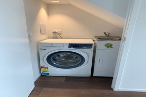 Photo of property in 19 Jean Caldwell Way, Island Bay, Wellington, 6023