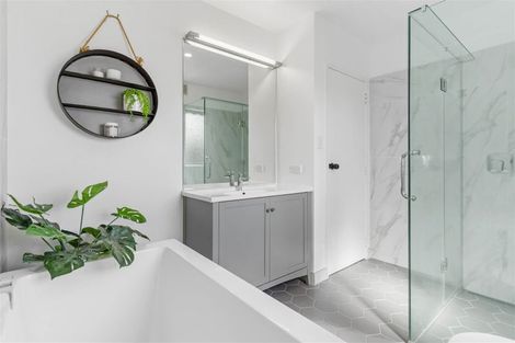 Photo of property in 1 Heaton Grove, Chatswood, Auckland, 0626