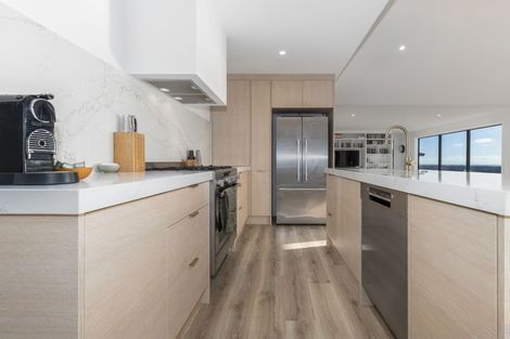 Photo of property in 86 Kotare Street, Waikanae, 5036