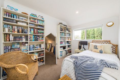 Photo of property in 28 Union Street, Hokowhitu, Palmerston North, 4410