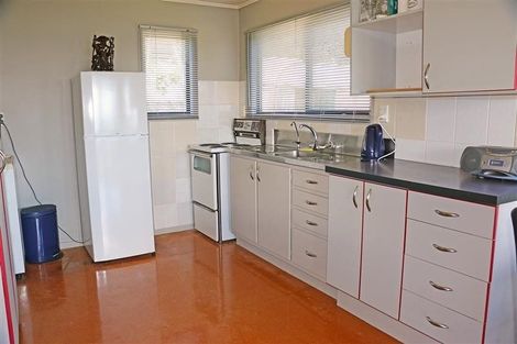 Photo of property in 5 Inca Place, Snells Beach, 0920