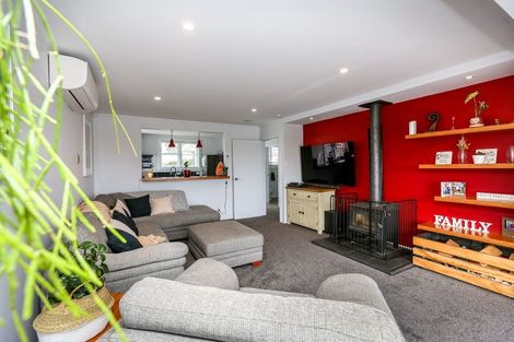 Photo of property in 115 Glenpark Avenue, Frankleigh Park, New Plymouth, 4310