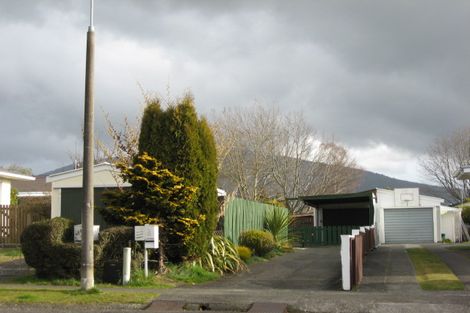 Photo of property in 6 Huriana Grove, Turangi, 3334