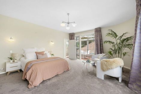 Photo of property in 11 Burma Road, Khandallah, Wellington, 6035