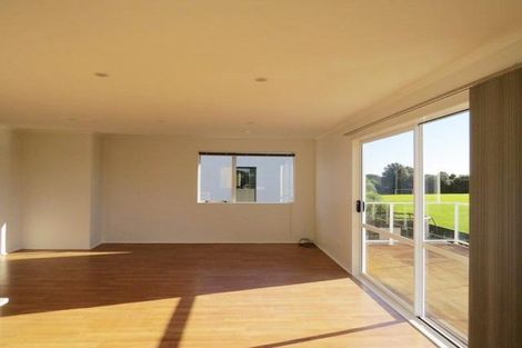 Photo of property in 17 Princes Street, Fitzroy, New Plymouth, 4312