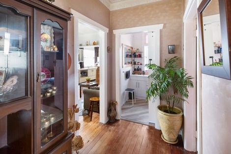 Photo of property in 18 Cook Street, Foxton, 4814