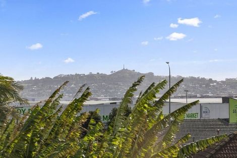 Photo of property in 51a Walmsley Road, Otahuhu, Auckland, 1062