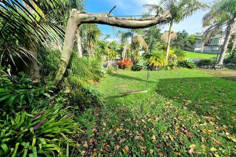 Photo of property in 15 Sailfish Drive, West Harbour, Auckland, 0618