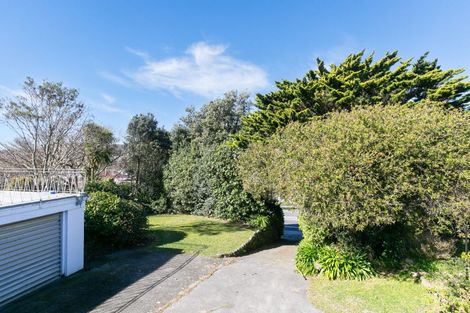 Photo of property in 347 Main Road, Tawa, Wellington, 5028