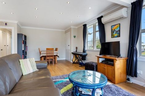 Photo of property in 140 Burns Street, Leamington, Cambridge, 3432