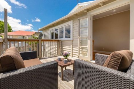 Photo of property in 53 Woodglen Road, Glen Eden, Auckland, 0602