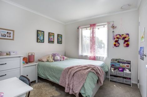 Photo of property in 3 Lewann Lane, Helensville, 0800