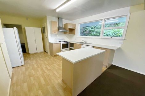 Photo of property in 6 Clonbern Place, Upper Riccarton, Christchurch, 8041