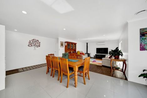 Photo of property in 24 Moulton Street, Moturoa, New Plymouth, 4310