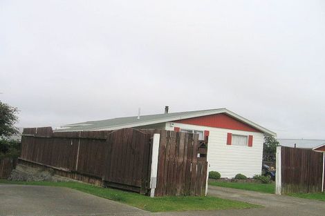 Photo of property in 176 Conclusion Street, Ascot Park, Porirua, 5024