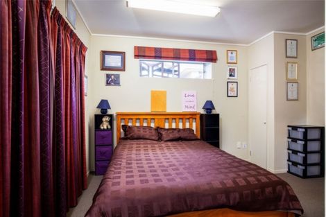 Photo of property in 29 Barrett Street, Westown, New Plymouth, 4310