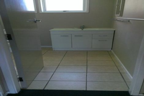 Photo of property in 68a Southsea Crescent, Silverdale, Hamilton, 3216