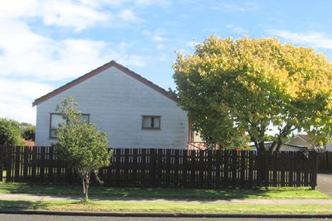 Photo of property in 37 Aberfeldy Avenue, Highland Park, Auckland, 2010