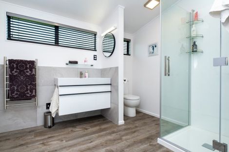 Photo of property in 26 Durham Drive, Havelock North, 4130