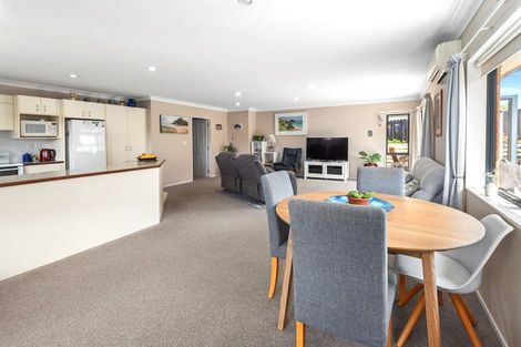 Photo of property in 9 Workman Way, Onerahi, Whangarei, 0110