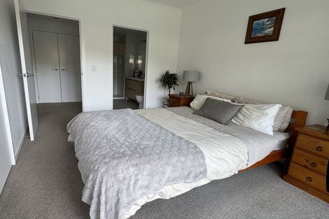 Photo of property in 102/3 Percy Winstone Lane, Stonefields, Auckland, 1072