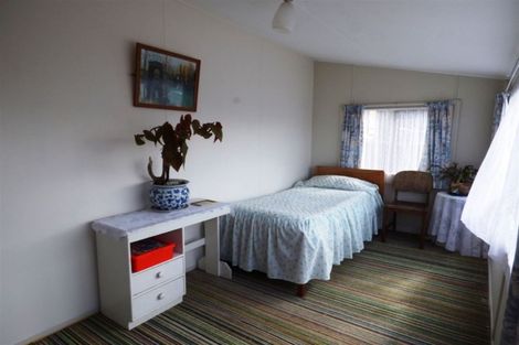 Photo of property in 5 Rimu Street, Kaka Point, Balclutha, 9271