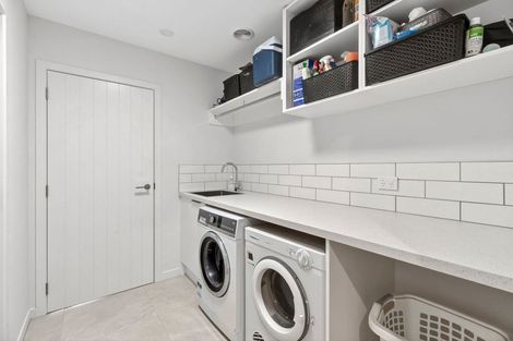 Photo of property in 9 Brewster Crescent, Lake Hawea, Wanaka, 9382