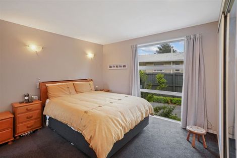 Photo of property in 78 Farquhars Road, Redwood, Christchurch, 8051