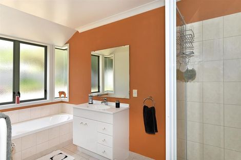 Photo of property in 21 Ngawhatu Road, Stoke, Nelson, 7011