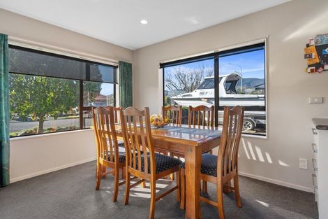 Photo of property in 17 Coleridge Place, Stoke, Nelson, 7011