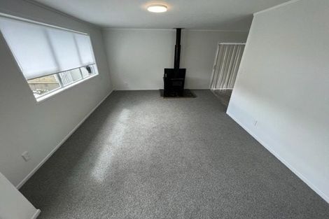 Photo of property in 4 Scarlet Drive, Ranui, Auckland, 0612