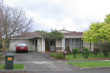 Photo of property in 13 Andrew Street, Waikanae, 5036