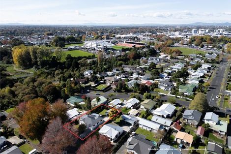 Photo of property in 16 Parr Street, Frankton, Hamilton, 3204