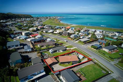 Photo of property in 20 Kotare Place, South Bay, Kaikoura, 7300