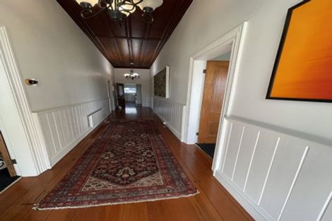 Photo of property in 12 Richmond Avenue, Northcote Point, Auckland, 0627