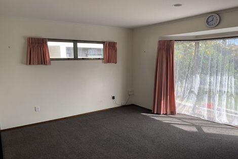 Photo of property in 92 Carrington Avenue, Silverdale, Hamilton, 3216