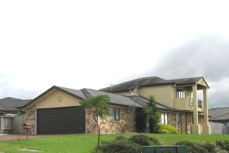 Photo of property in 19 Ruze Vida Drive, Massey, Auckland, 0614