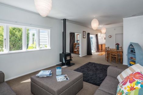 Photo of property in 24 Queens Road, Waikanae Beach, Waikanae, 5036