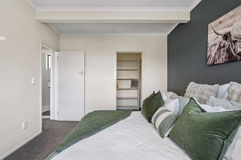 Photo of property in 17 Kent Street, Kingston, Athol, 9793